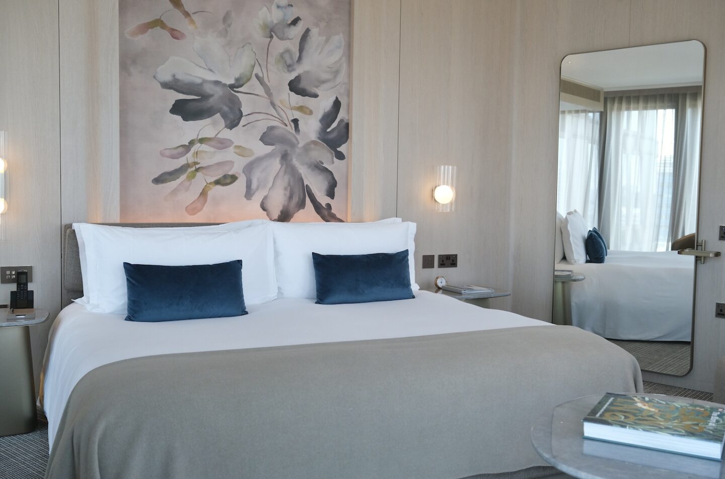 PAN PACIFIC LONDON PAWS PACKAGE