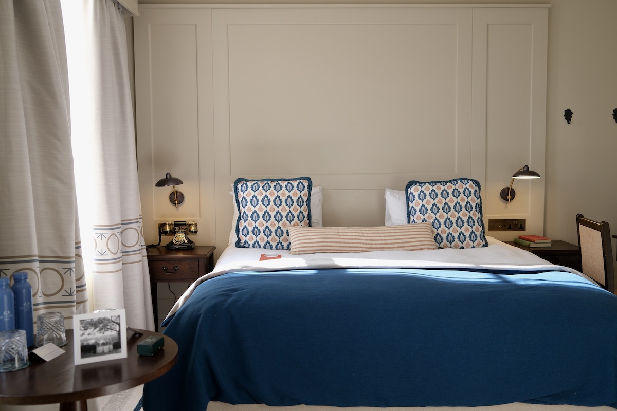 A QUIET ESCAPE TO RICHMOND HILL HOTEL | LONDON